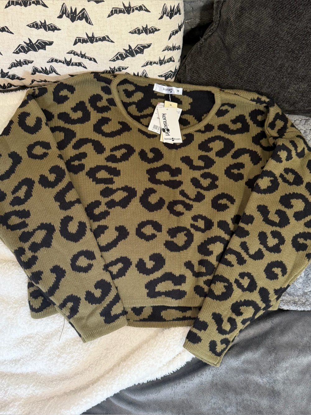 kensie Womens Leopard Print Crewneck Sweater
